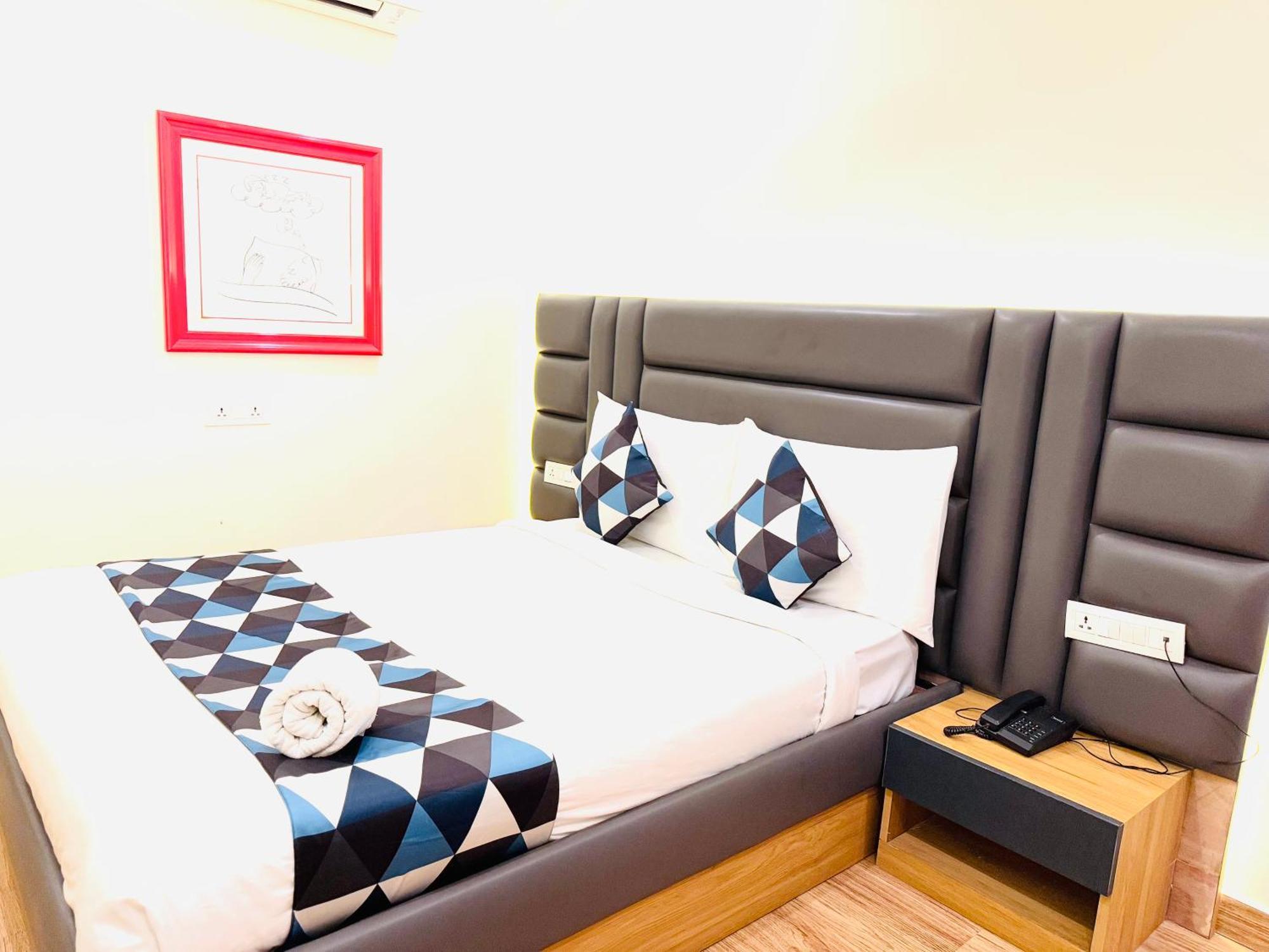 White Ridge Premium Hotel Hyderabad Exterior foto