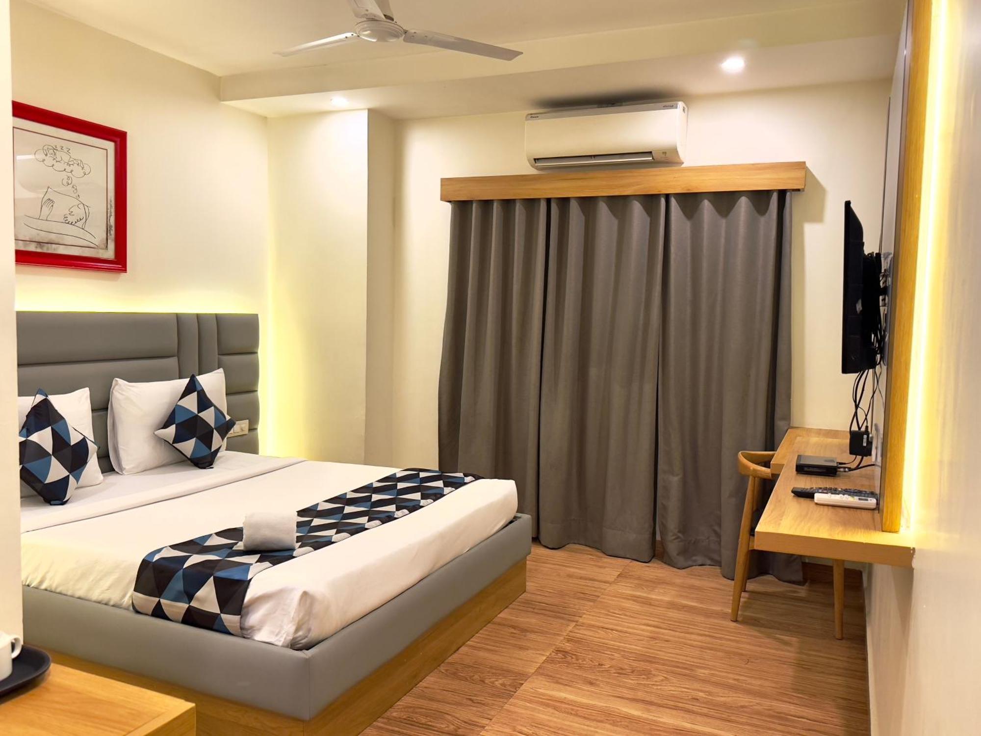 White Ridge Premium Hotel Hyderabad Exterior foto